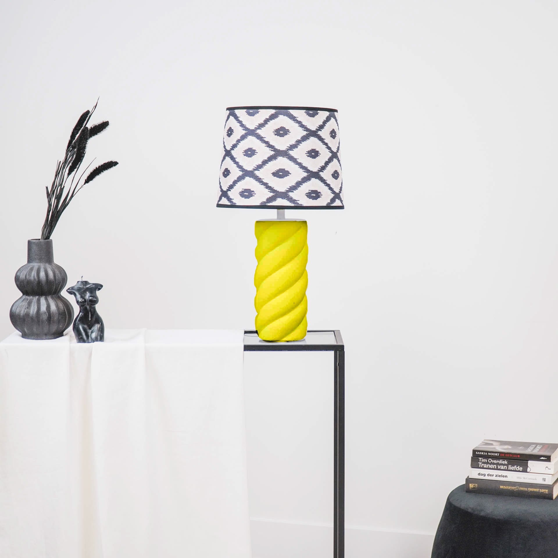 Tafel lamp - Gedraaide Spek- Keramiek- Geel - E27- 12x12x28cm